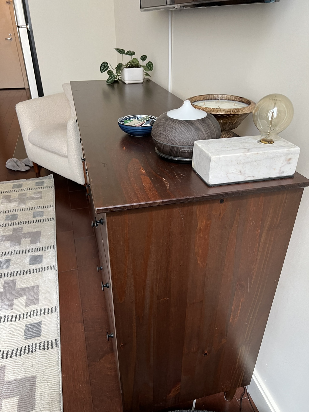 6 Drawer Wood Dresser - photo 2