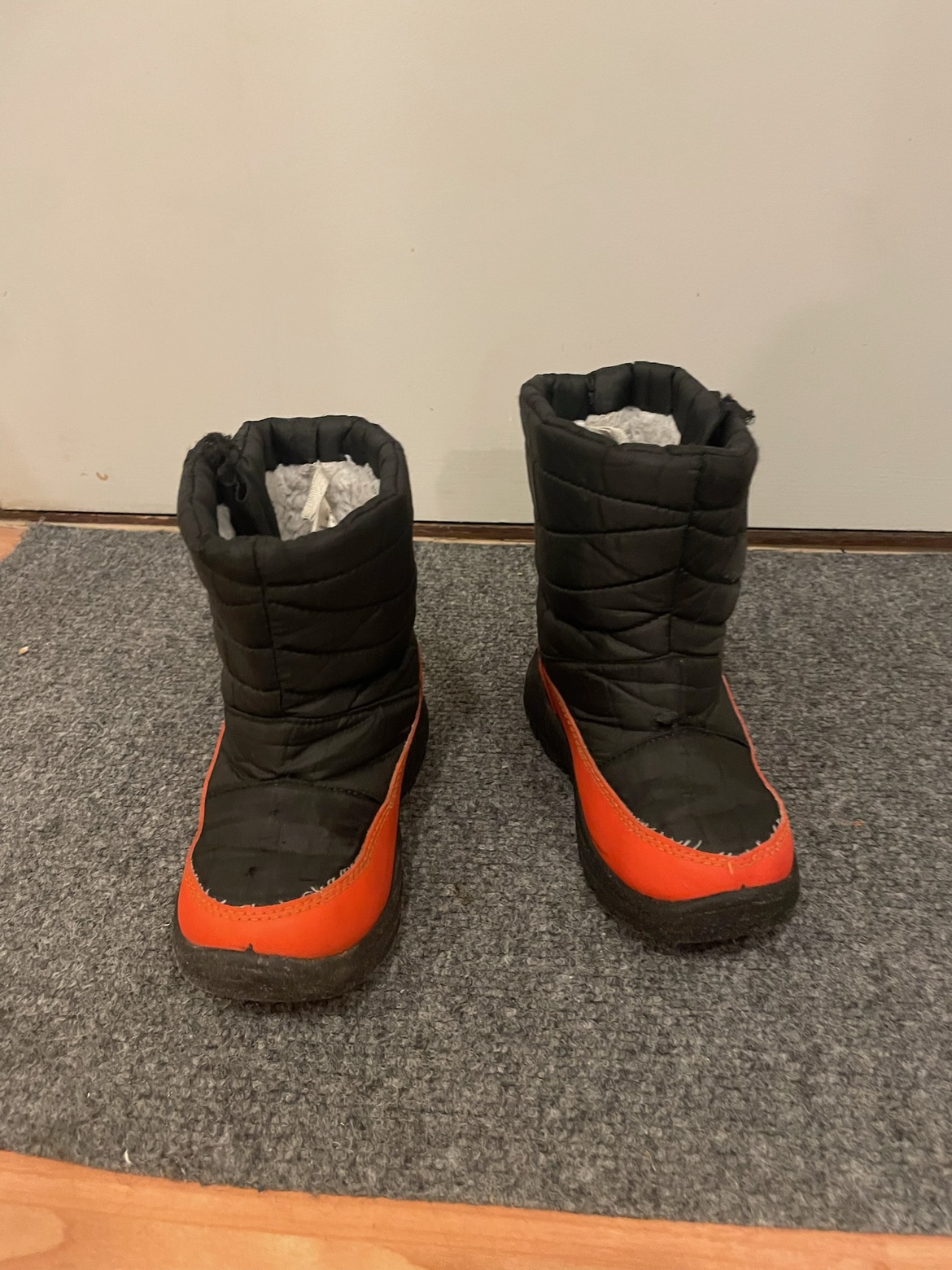 Winter boots and ice skate shoe attachments toddler - photo 3