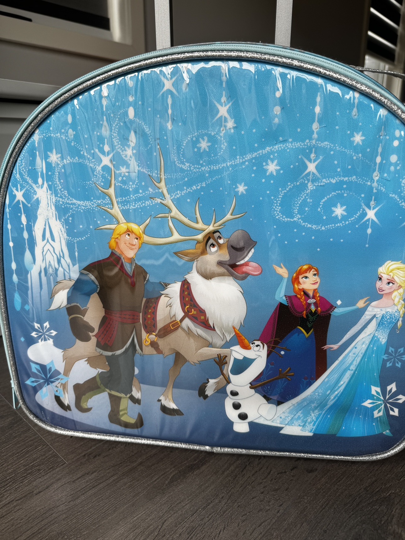 Disney store original kids Frozen luggage image indicator(2)