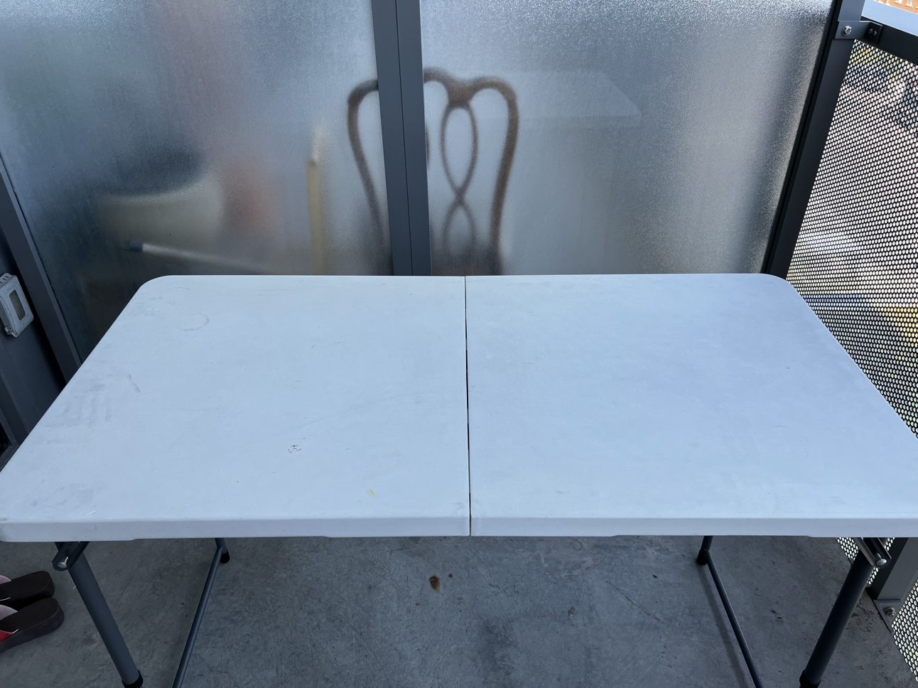 Centre folding Table/Desk Grey (Moving Sale) - photo 3