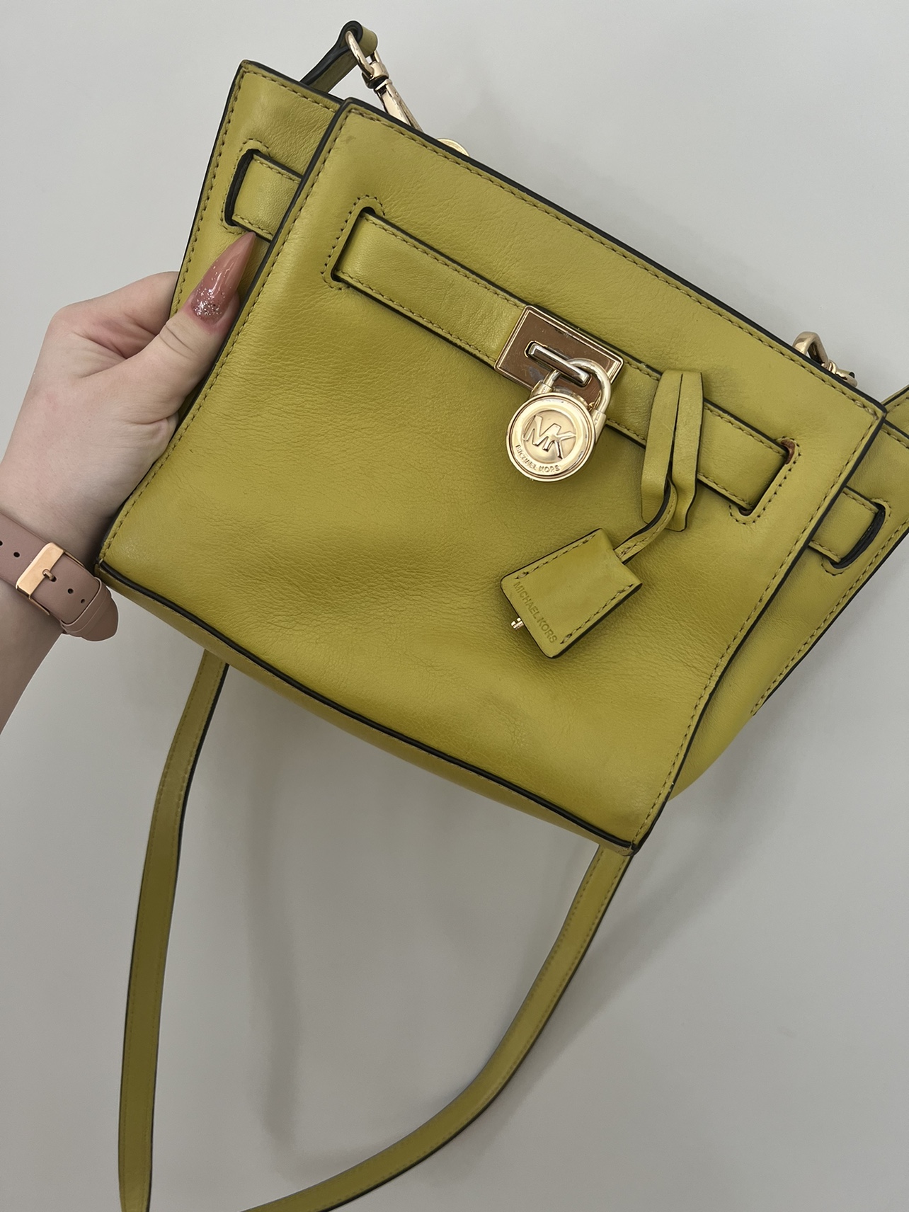Michael Kors yellow purse - photo 2