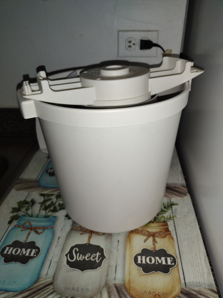 ice cream maker