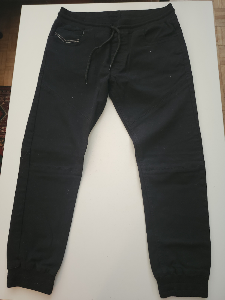 Black jeans image indicator(2)