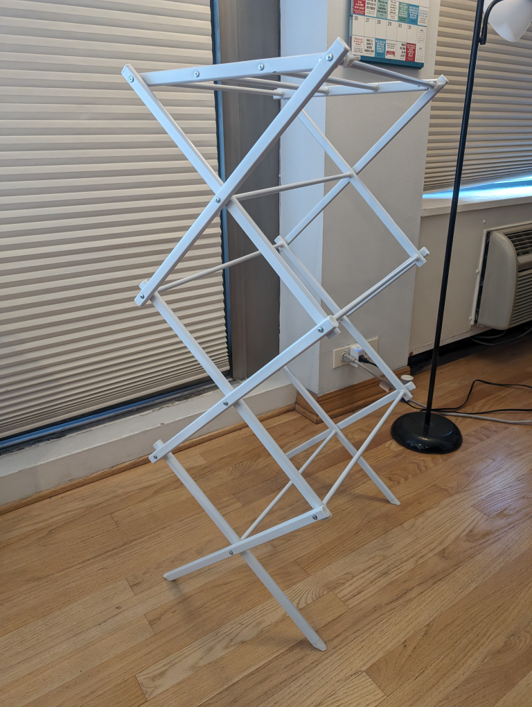 Foldable drying rack