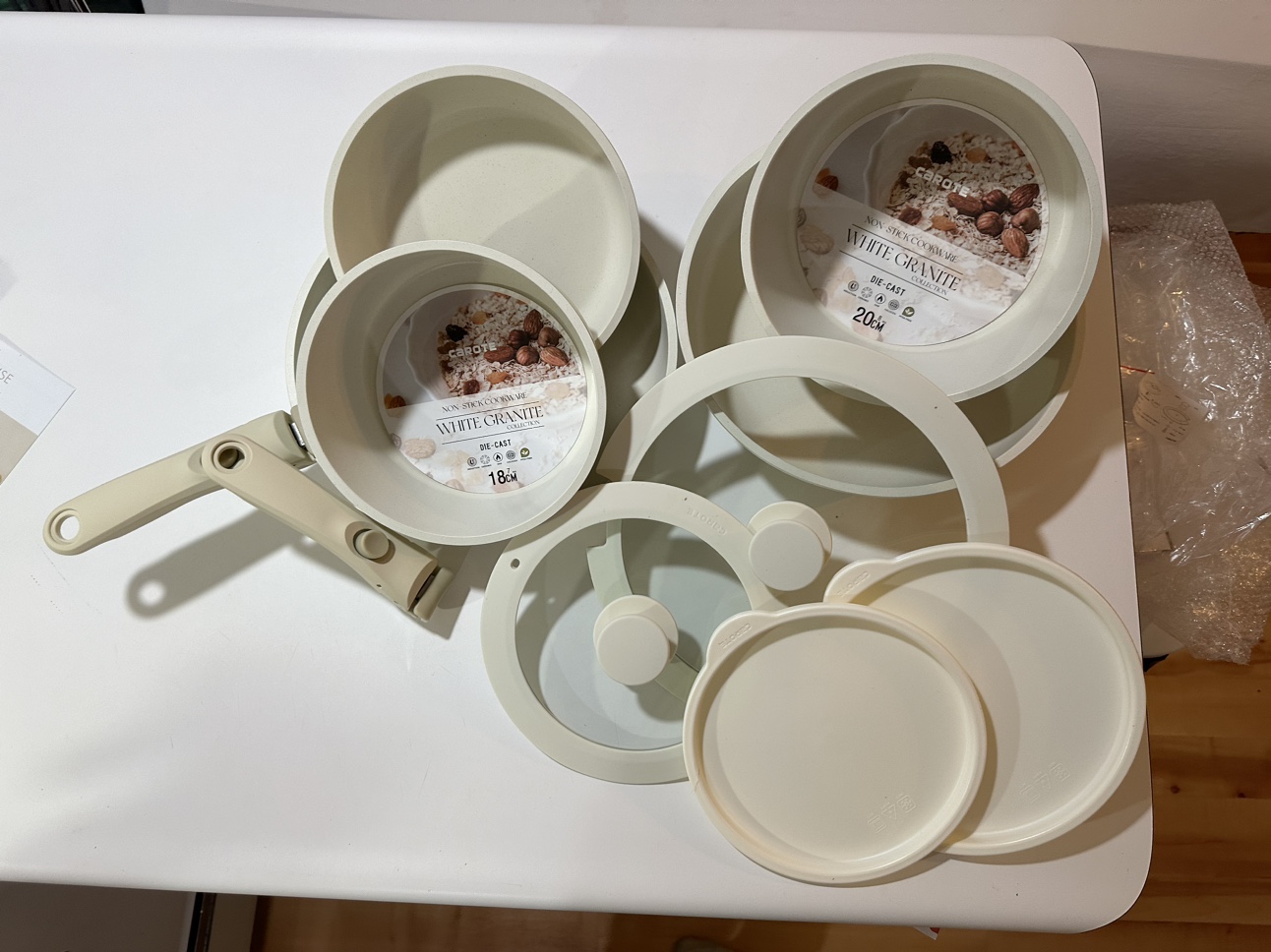 *Brand New* Carote 11 Pc. Cookware Set thumbnail