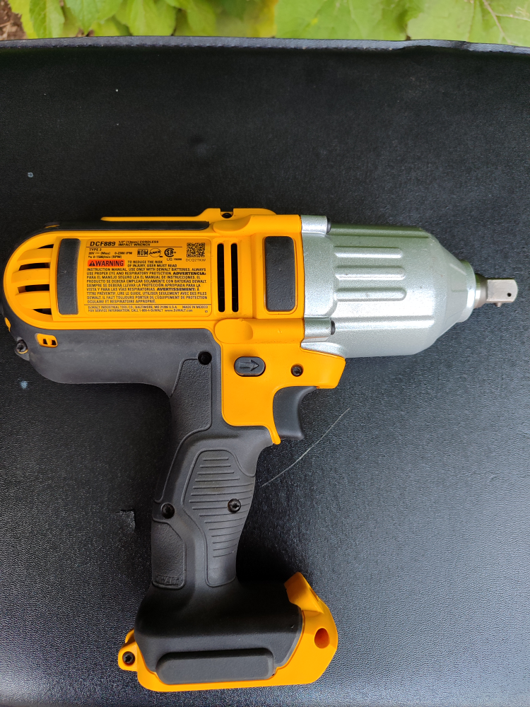 DEWALT 20V MAX Cordless Impact Wrench w/ Detent Pin Tool DCF889B - photo 3