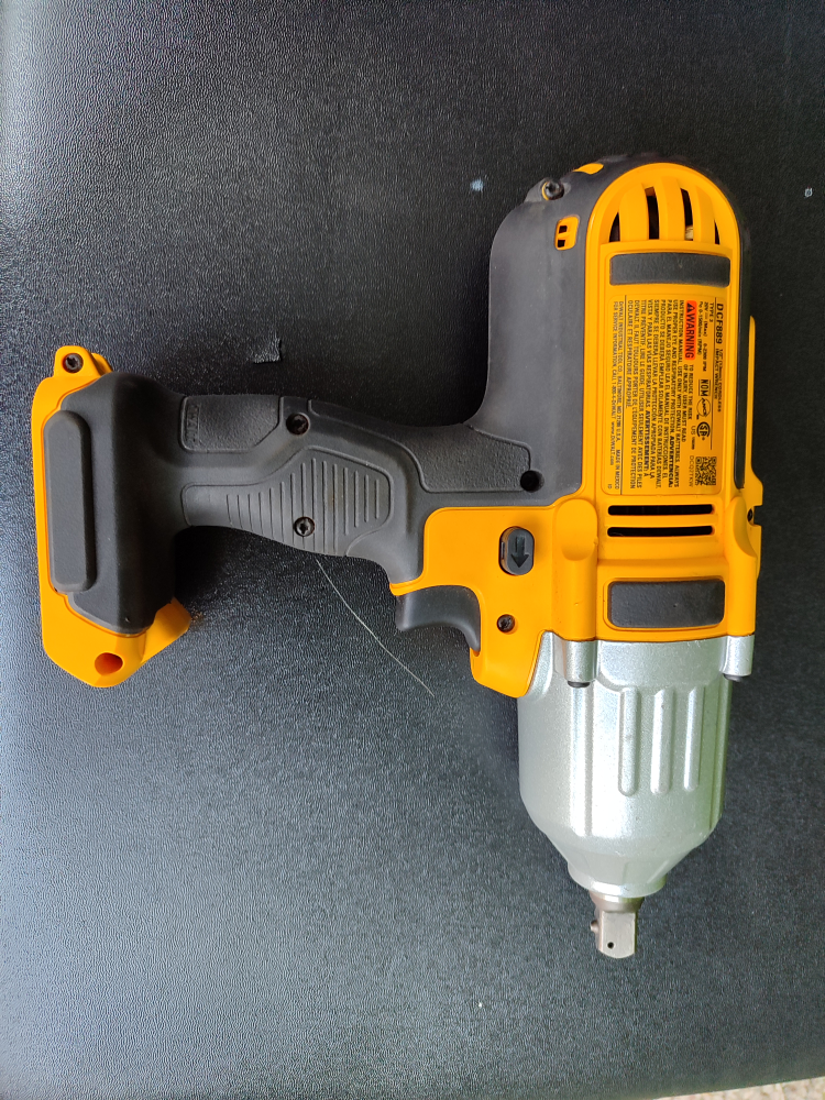 DEWALT 20V MAX Cordless Impact Wrench w/ Detent Pin Tool DCF889B - photo 5