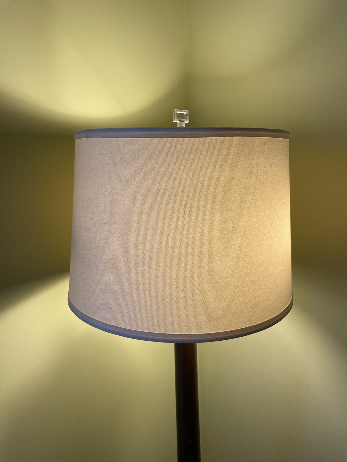 Floor lamp image indicator(3)
