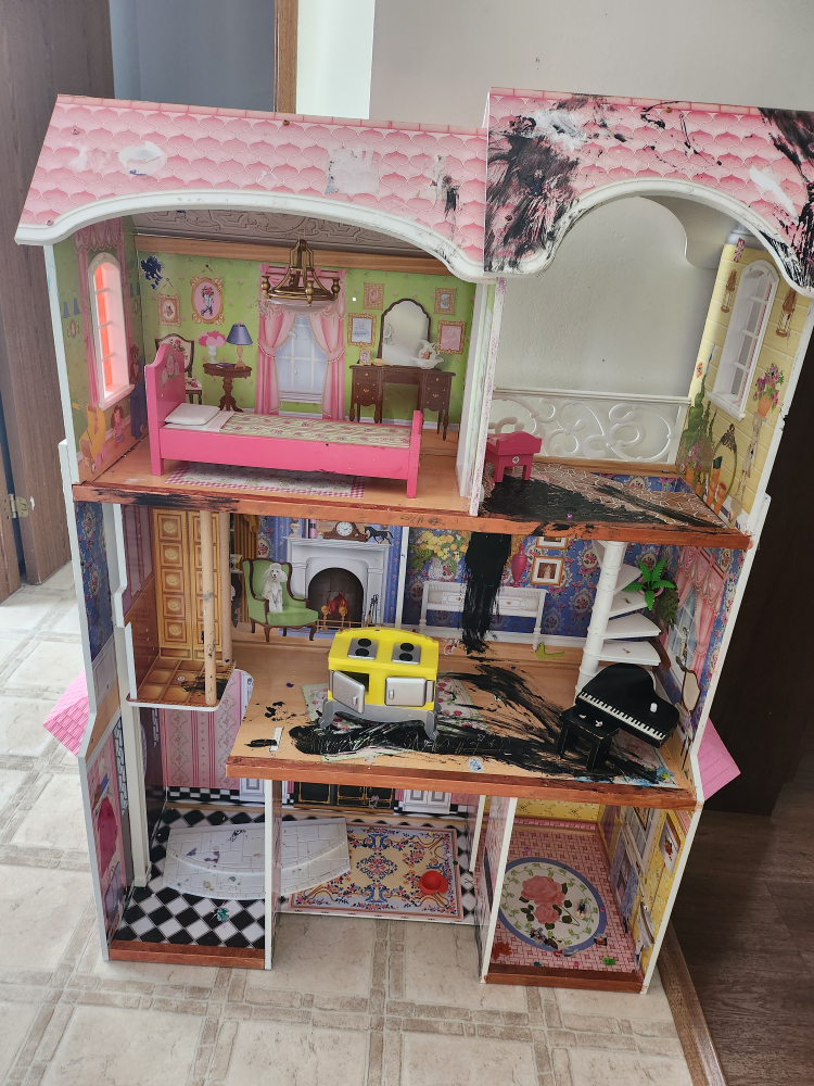 free doll house - photo 2