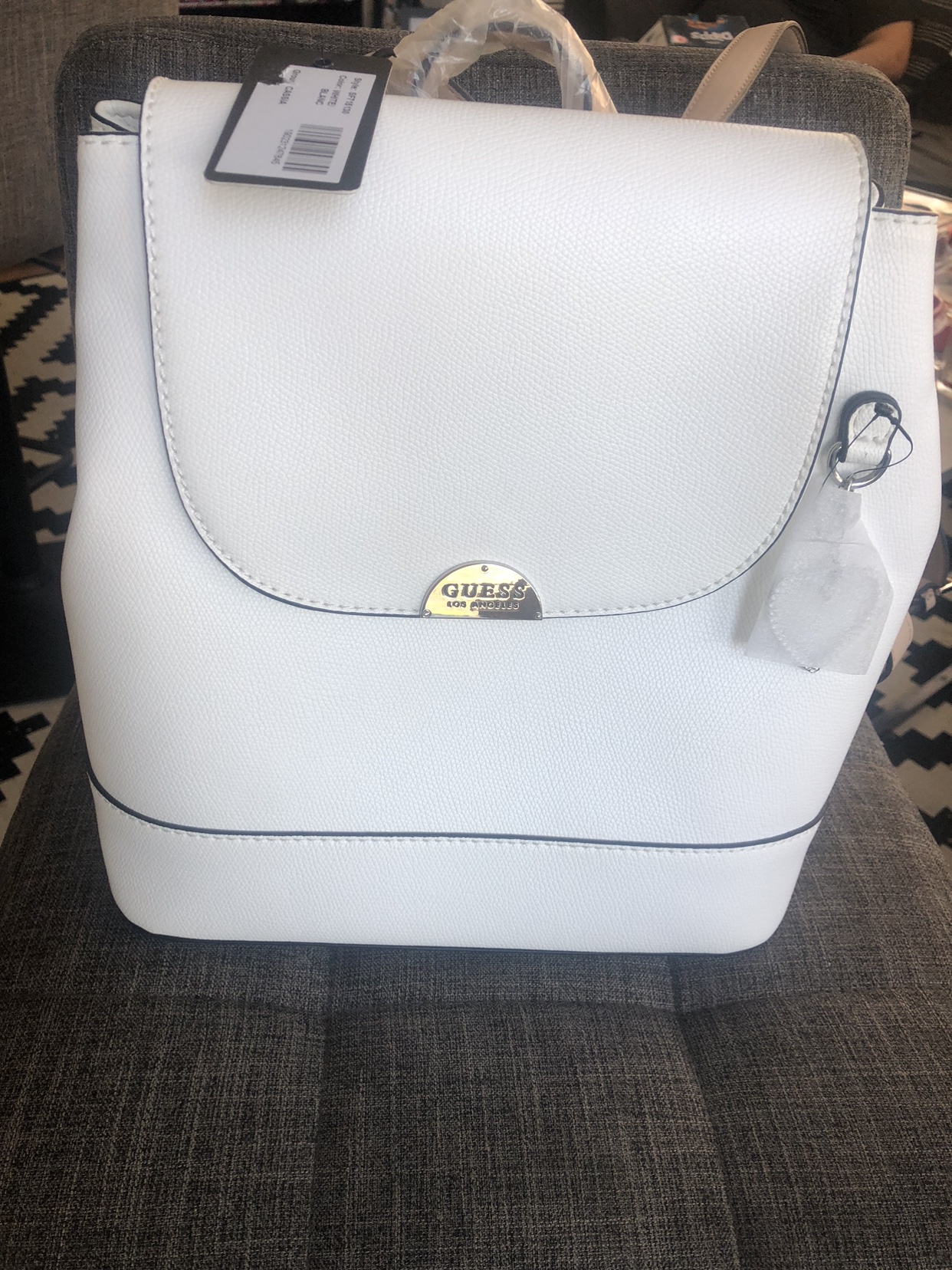 Brand new 2 pieces guess purse thumbnail