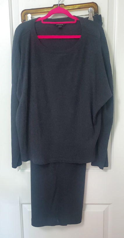 Banana Republic Grey 2PC Outfit thumbnail