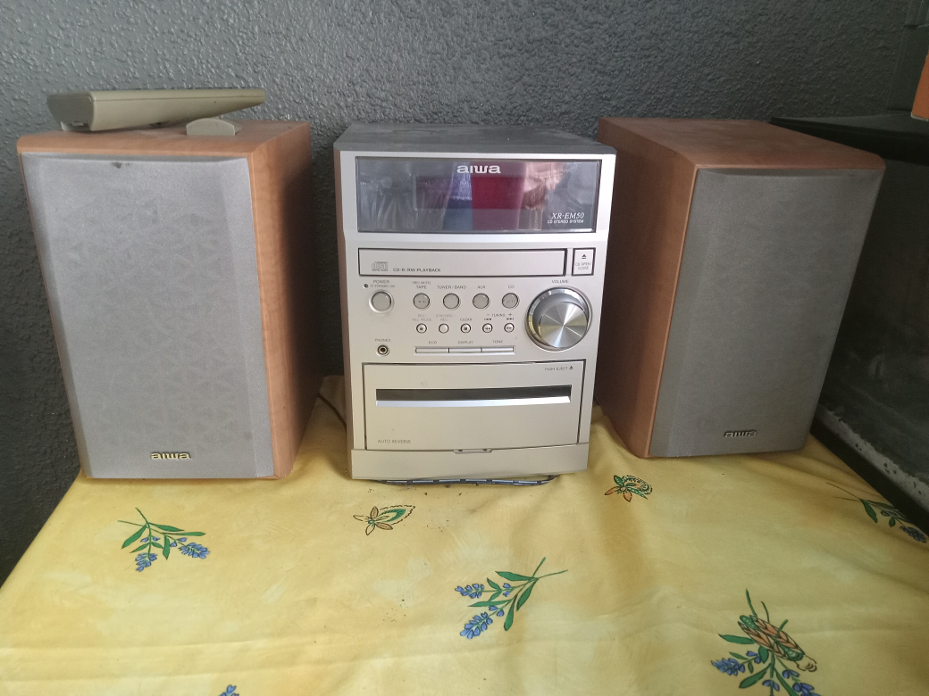 AIWA XR-EM30 Stereo system - photo 2
