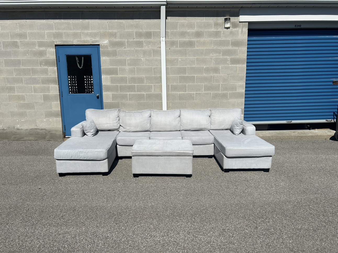 FREE DELIVERY• GREY U SHAPE SECTIONAL COUCH SET / SOFA w/OTTOMAN