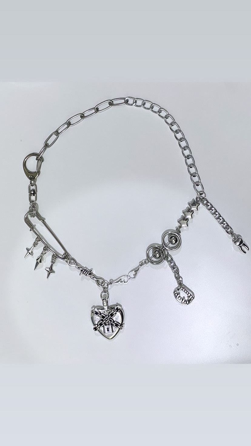 Chained Heart Grunge Silver Necklace (Handmade) thumbnail