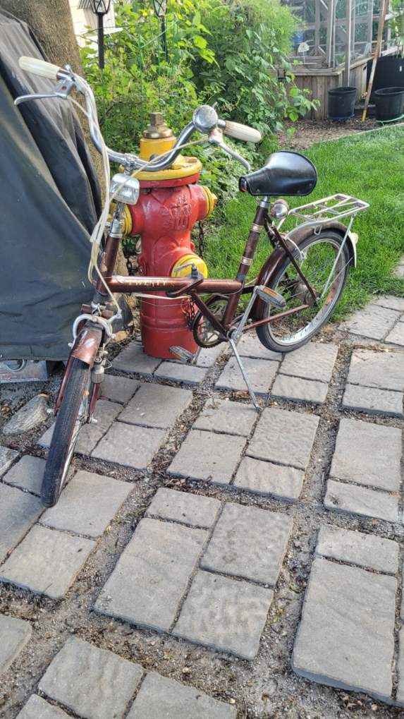 Bicycle-Vintage Raleigh folding bicycle