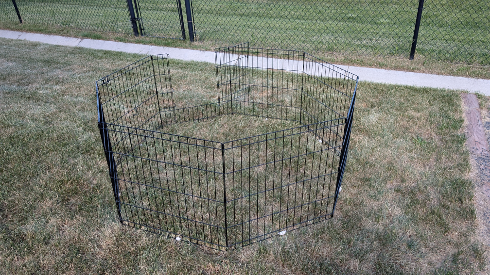 Medium Dog/Puppy Play Pen