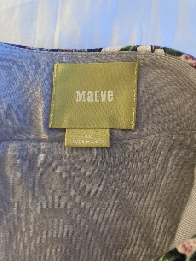 Anthropologie multicolor stretchy maroon skirt XS-S image indicator(2)