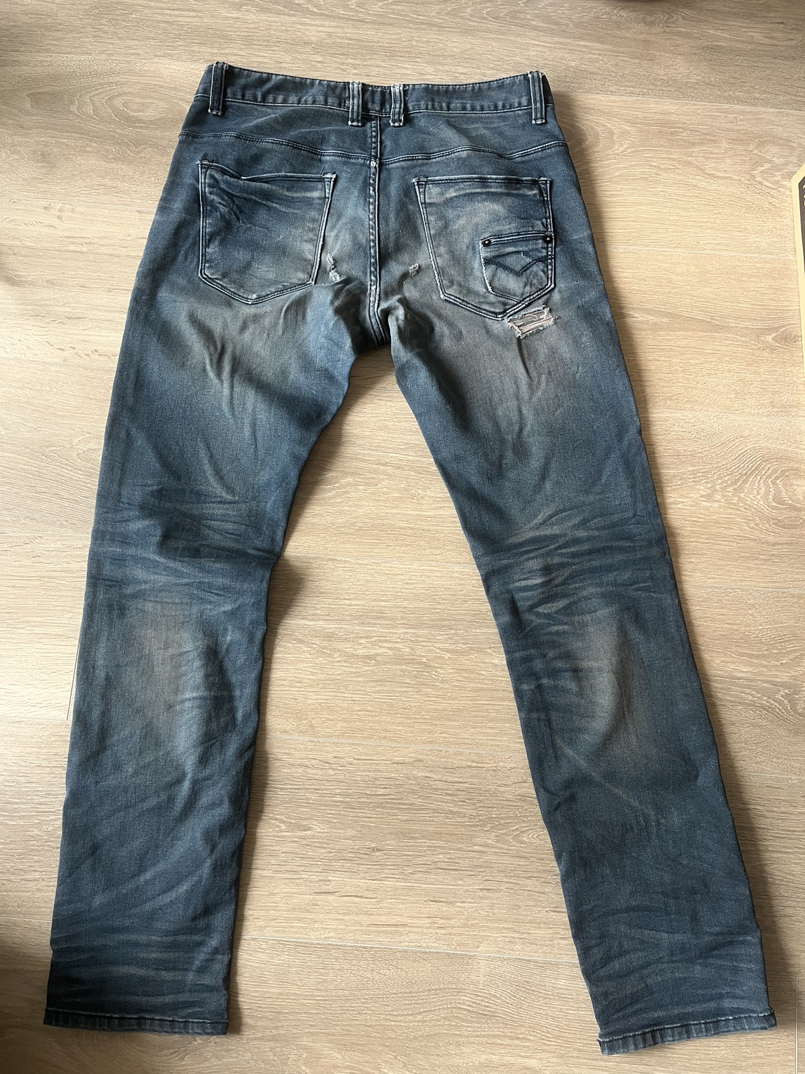 Men’s jeans 🧡 image indicator(2)
