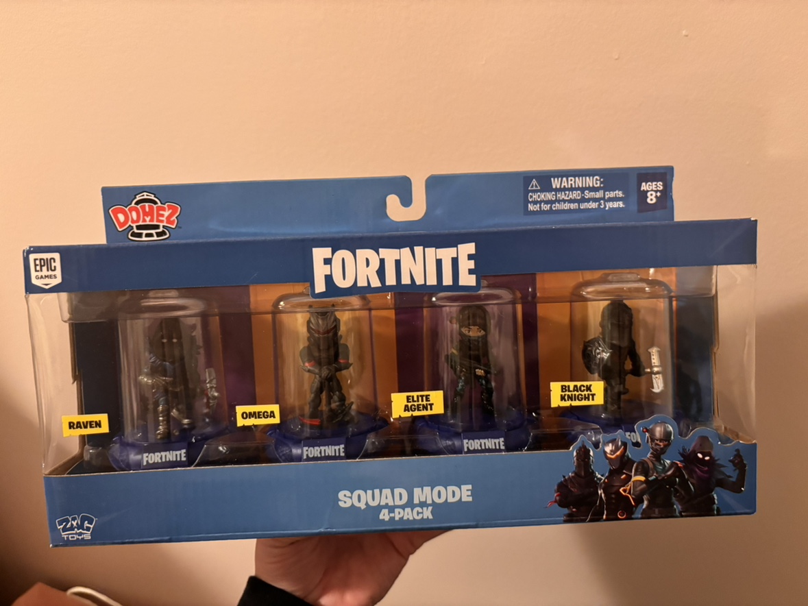 BNIB Fortnite & Power Rangers collectible figurines/toys
