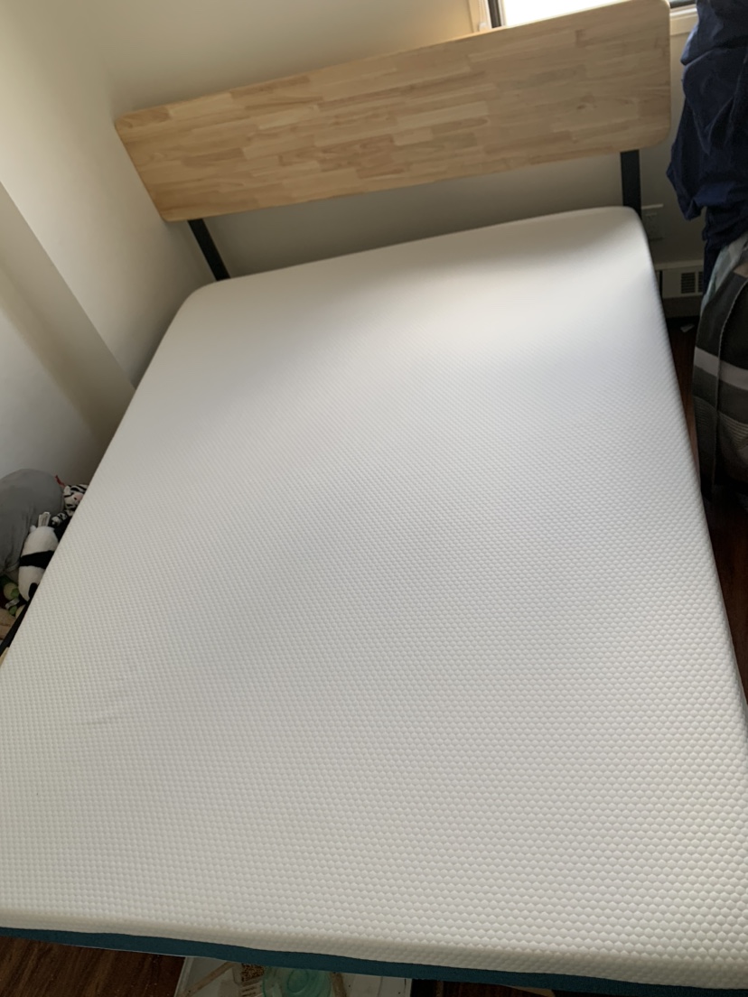 Memory foam mattress and bed. Great condition. - photo 4