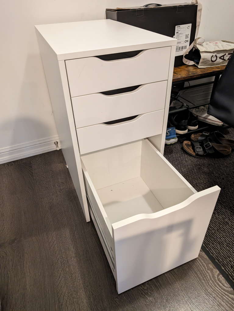 Alex Ikea - photo 3