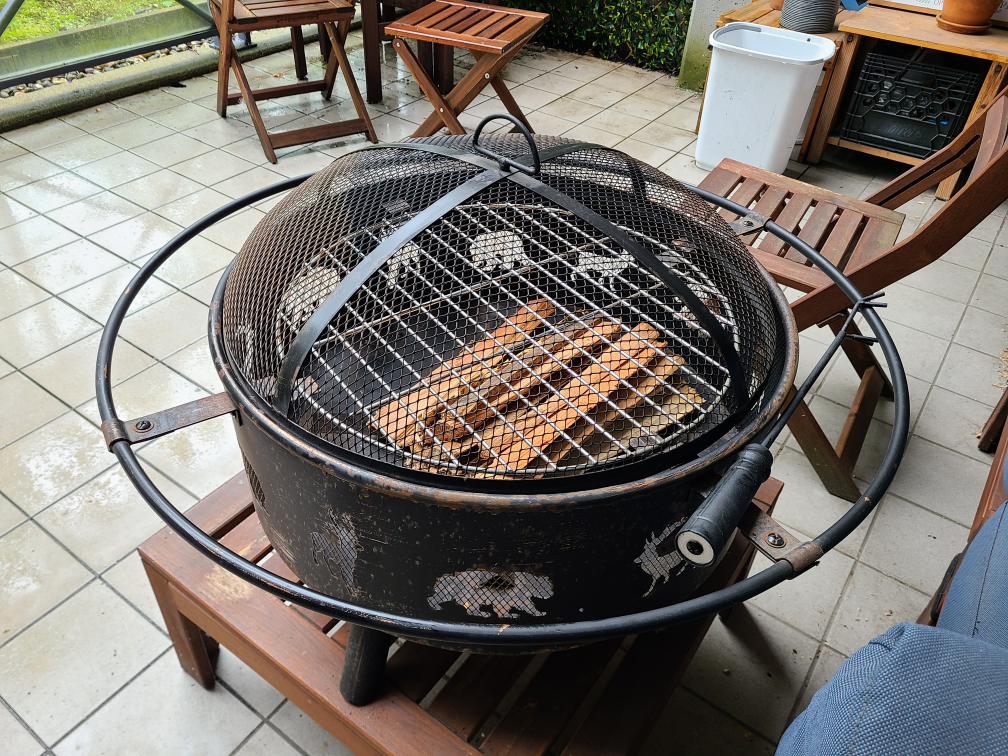 Outdoor Fire Pit / BBQ - Hampton Bay image indicator(2)