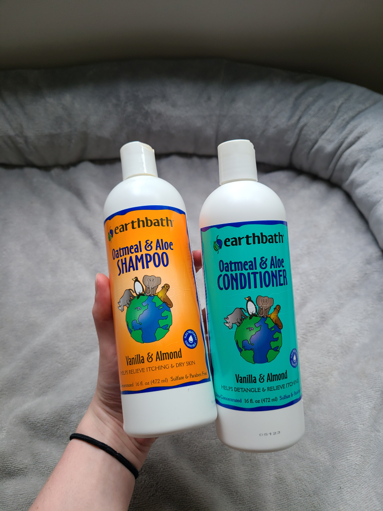 Dog shampoo and conditioner