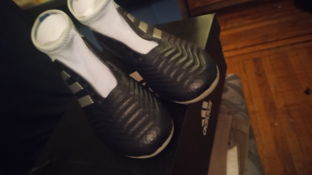 Soccer cleats for women's brand new - photo 5