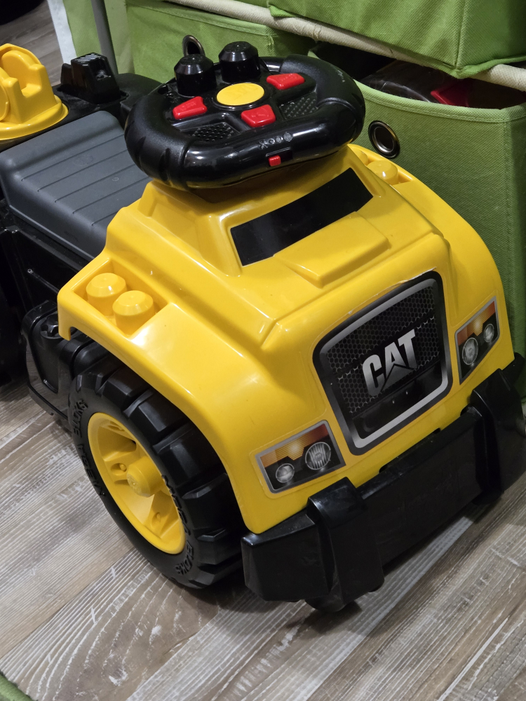 Kids ride on cat CAT excavator image indicator(7)