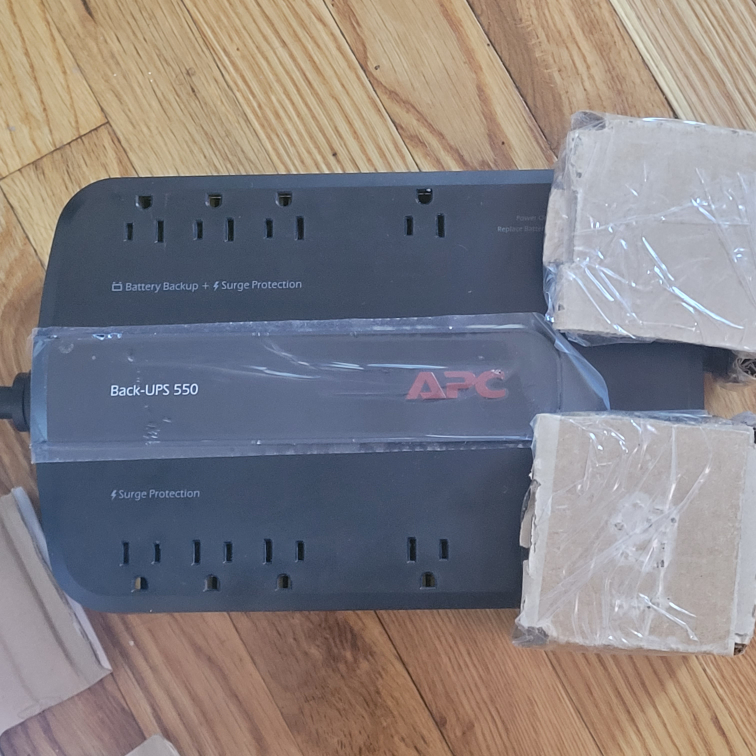 APC BATTERY BACK UP +PROTECTION - photo 2