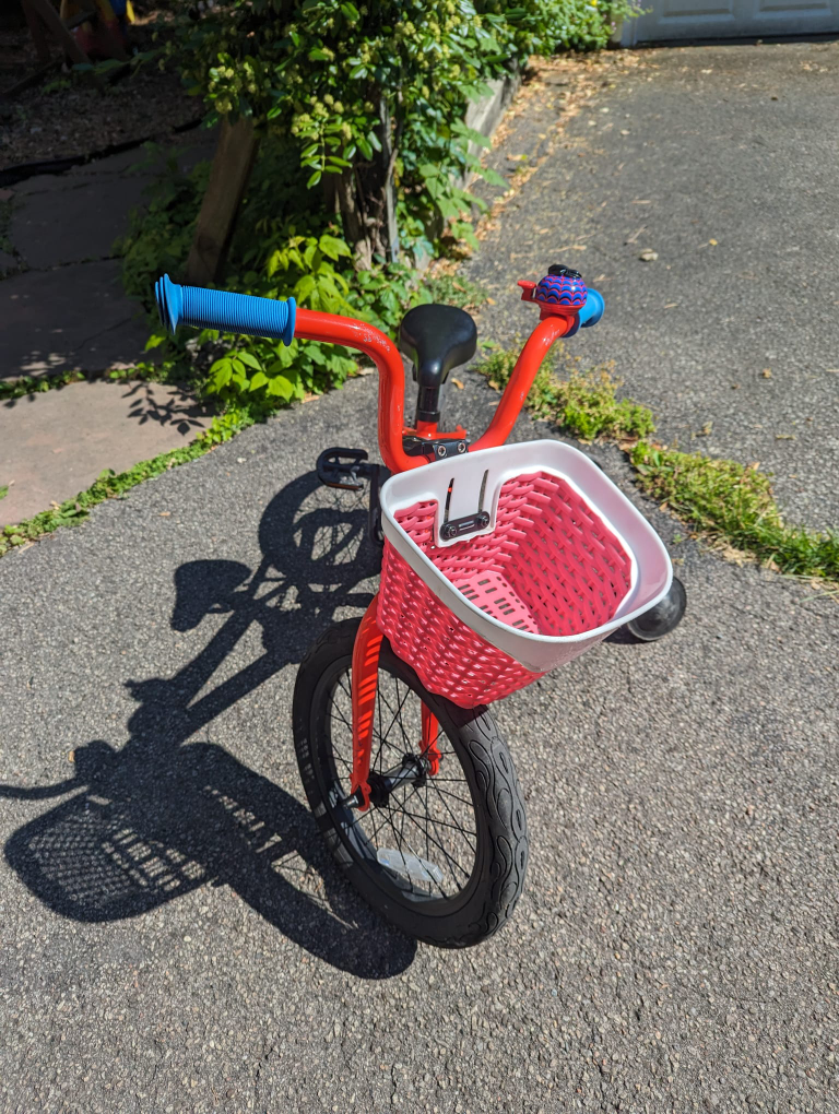 VGUC single speed Cannondale 20 inch bike