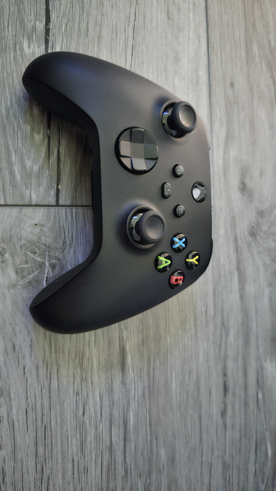 XBOX Series X - photo 3