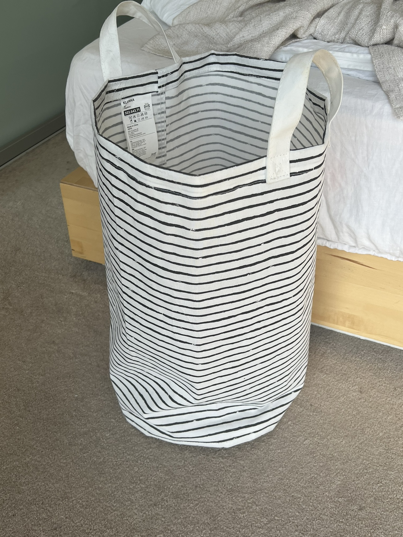 Brand new laundry bag - photo 2