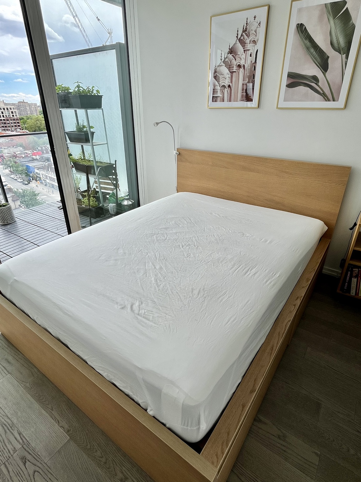 High bed frame, 4 storage boxes, mattress - photo 4
