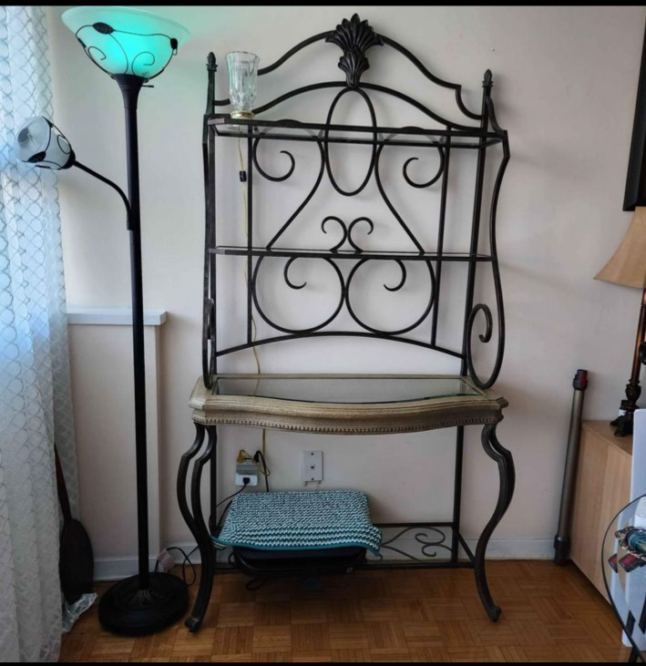EUC  STUNNING WROUGHT IRON BAKERS RACK WITH 4 GLASS SHELVES thumbnail