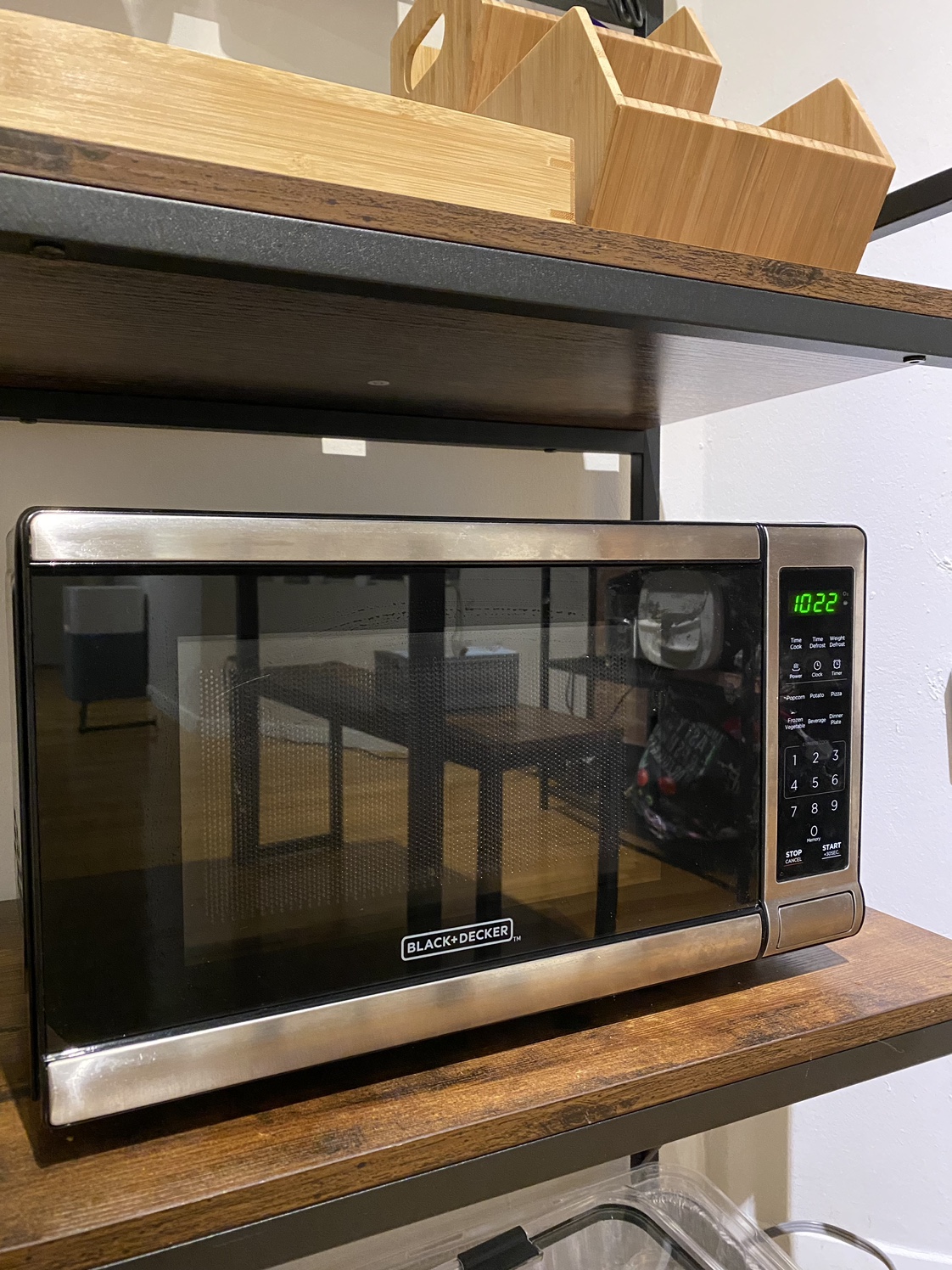 Black and Decker Microwave 700W