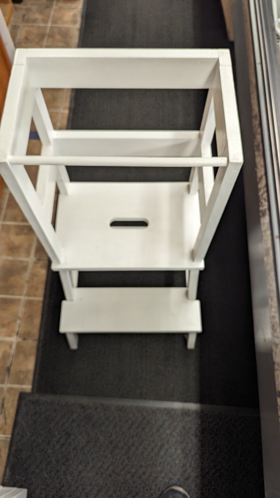 toddler step stool for kitchen image indicator(3)