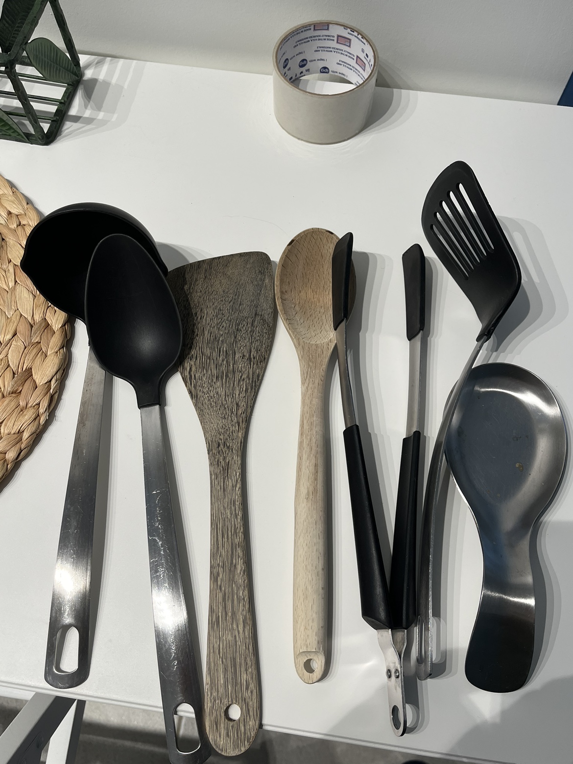 Kitchen utensils