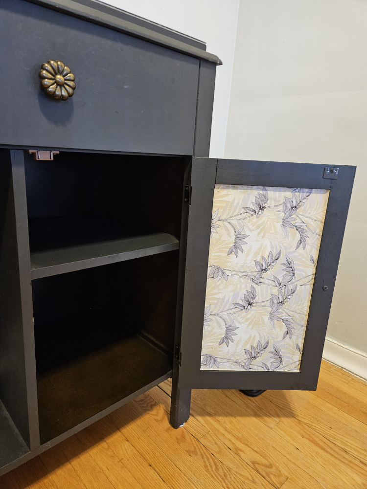 sideboard/ storage & display unit - photo 3