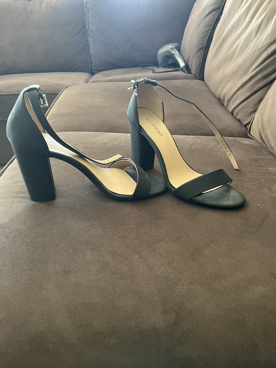 Women shoe - photo 2