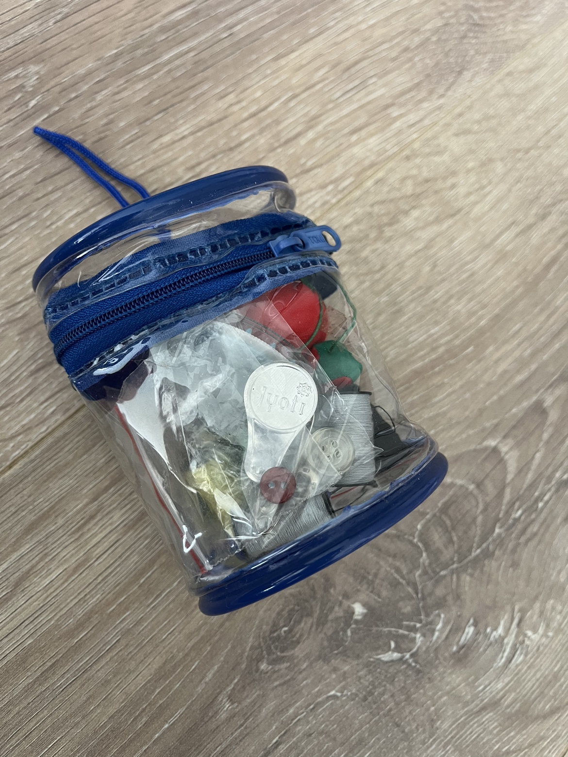 Sewing kit - photo 2