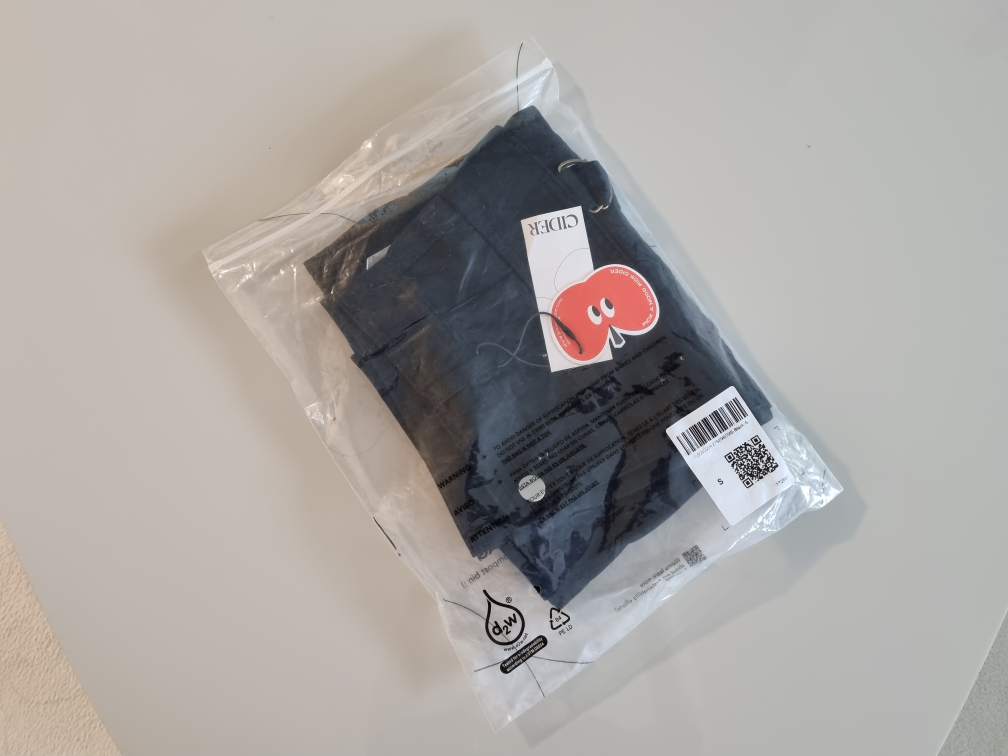[Unsealed] Black Cargo Mini Skirt (S)