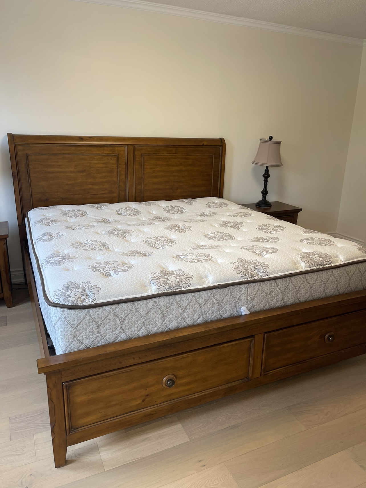 Solid wood Bedroom furniture set - photo 4