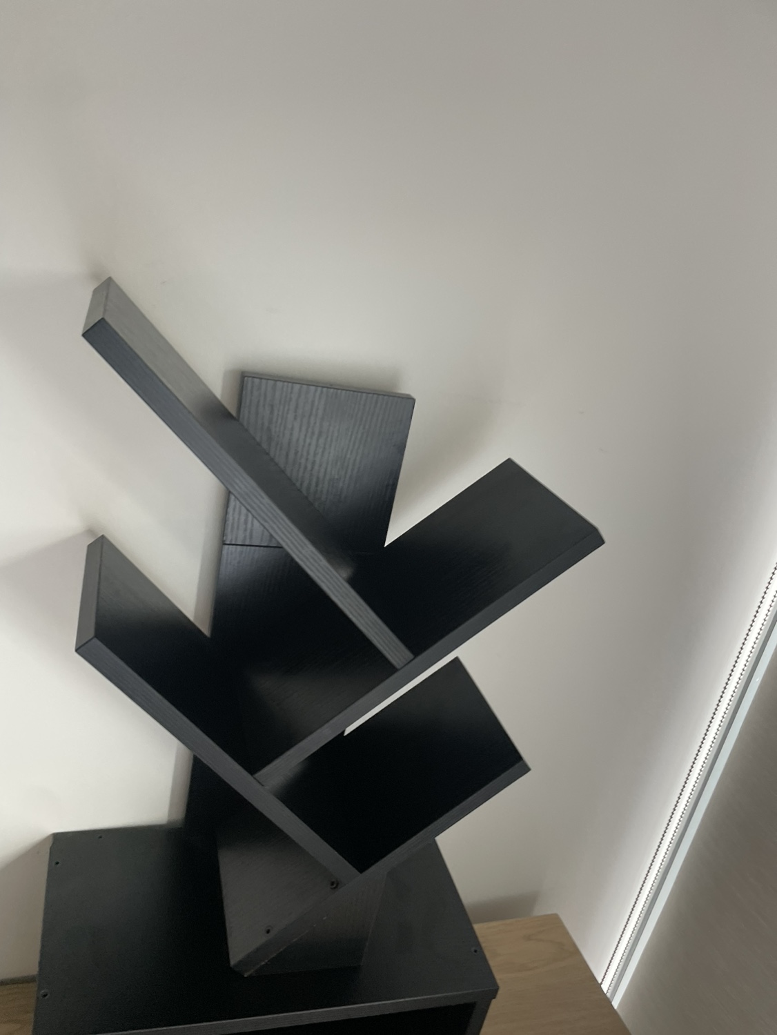 Book shelf tree - photo 2