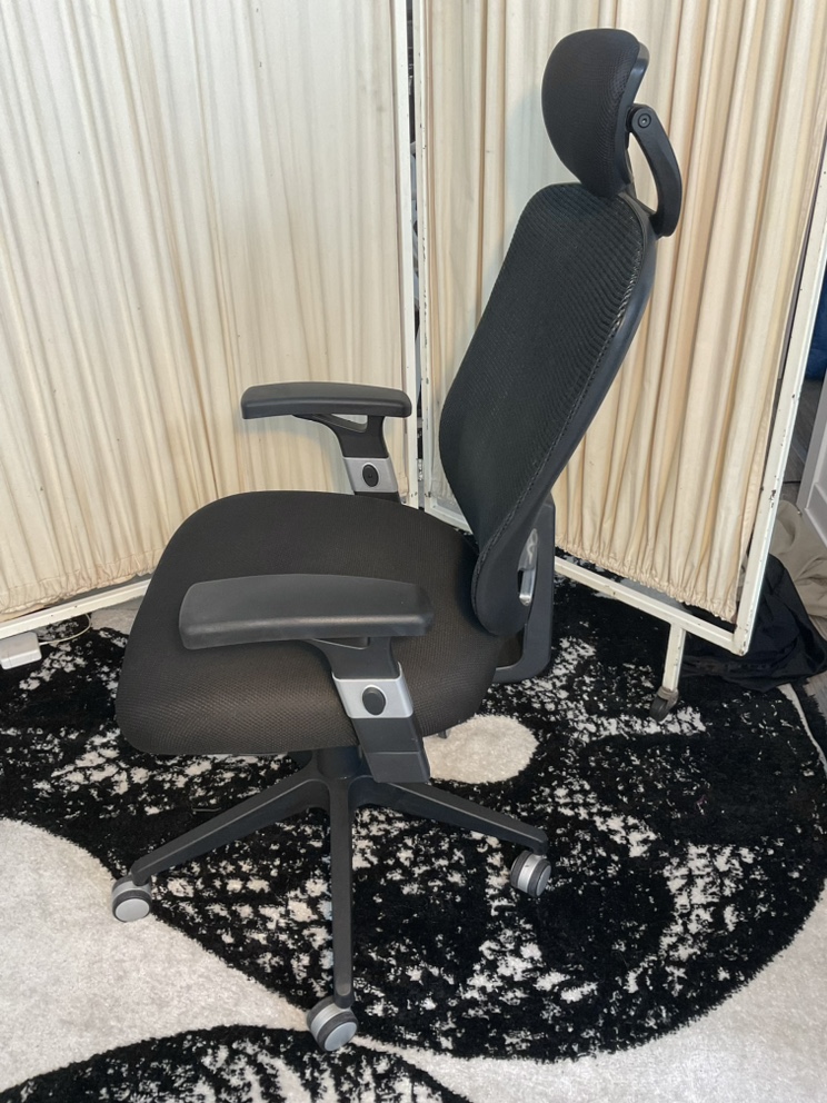 Ergonomic office chair - photo 2