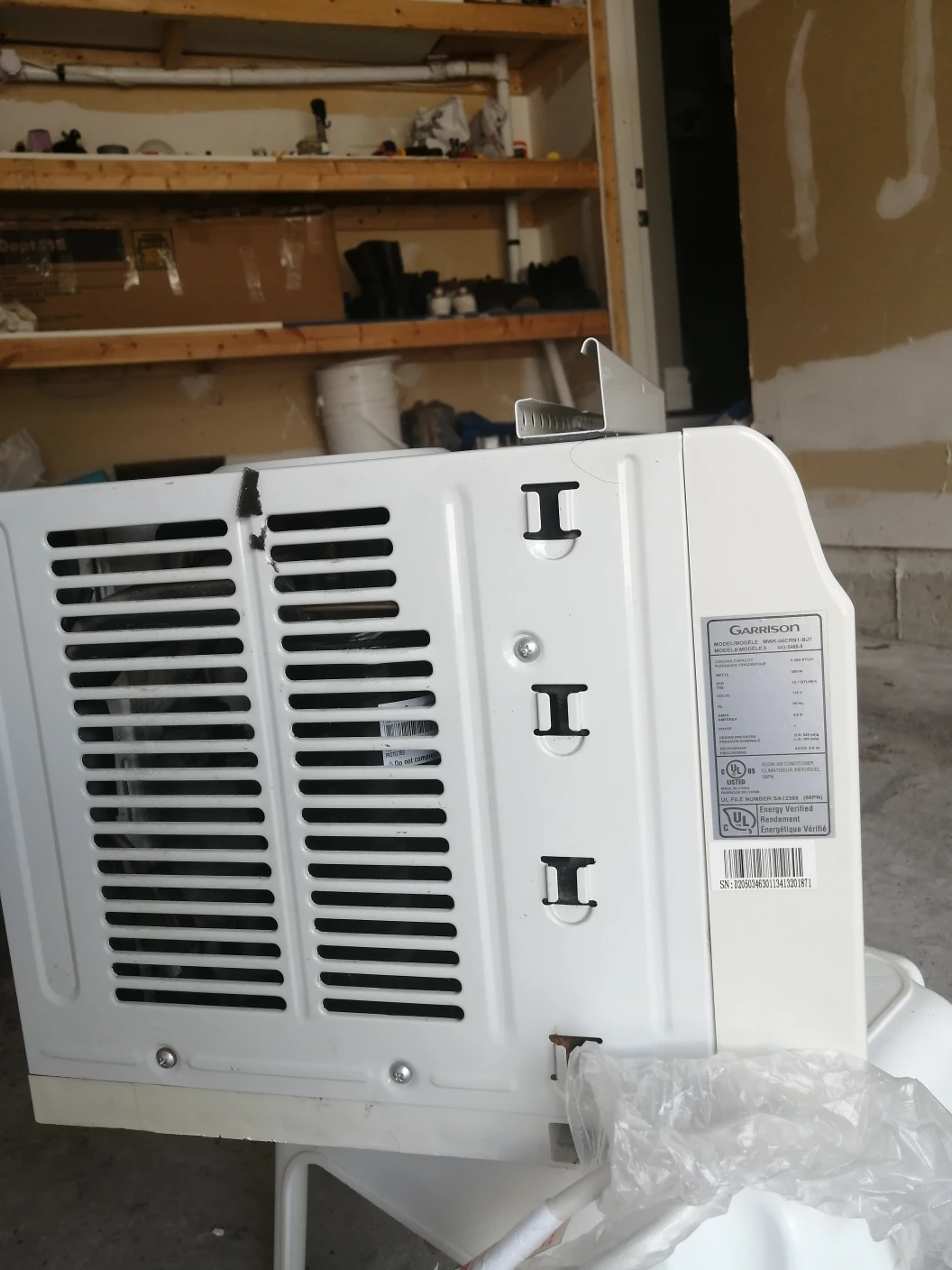 Window AC Cooler $$ - photo 2
