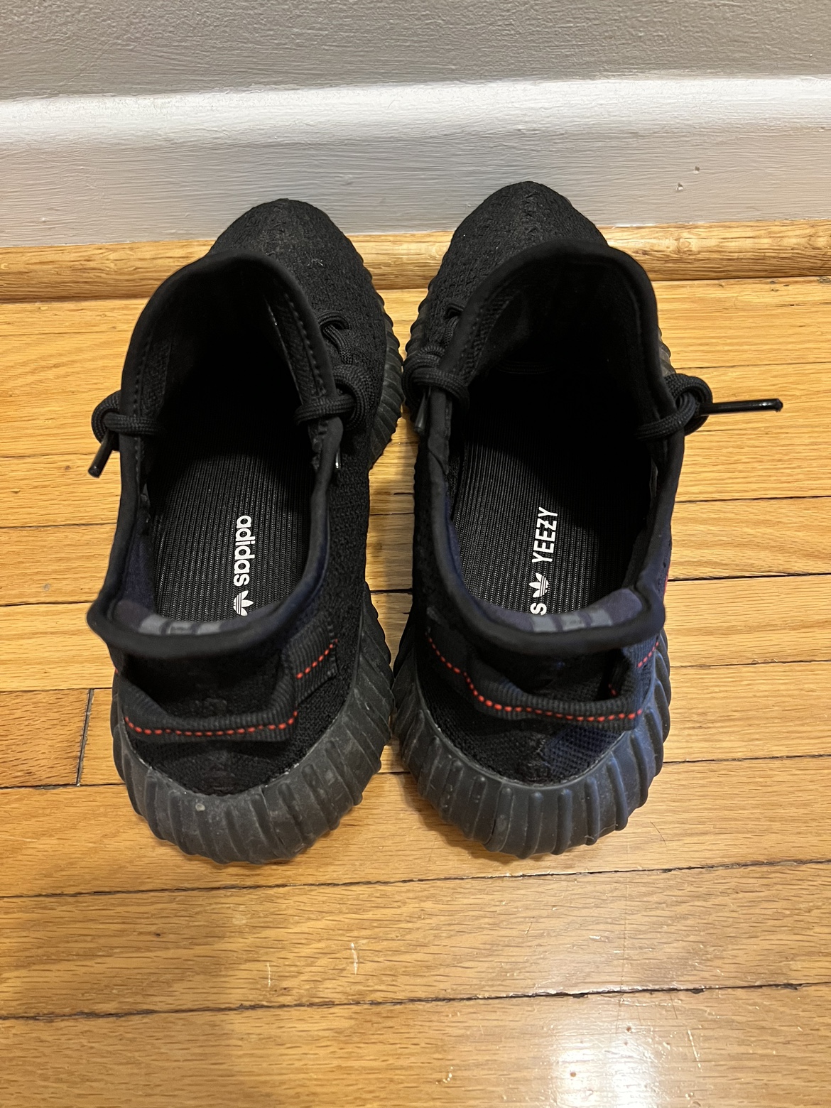 adidas Mens Yeezy Boost 350 V2 US 9.5 image indicator(3)