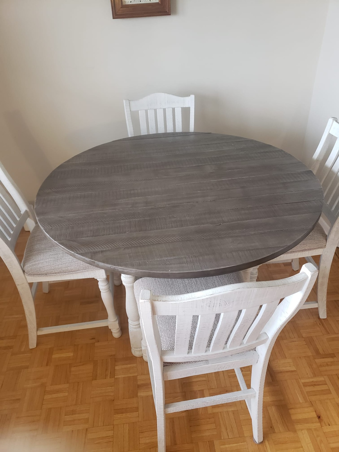 Round Dining Table set - photo 3