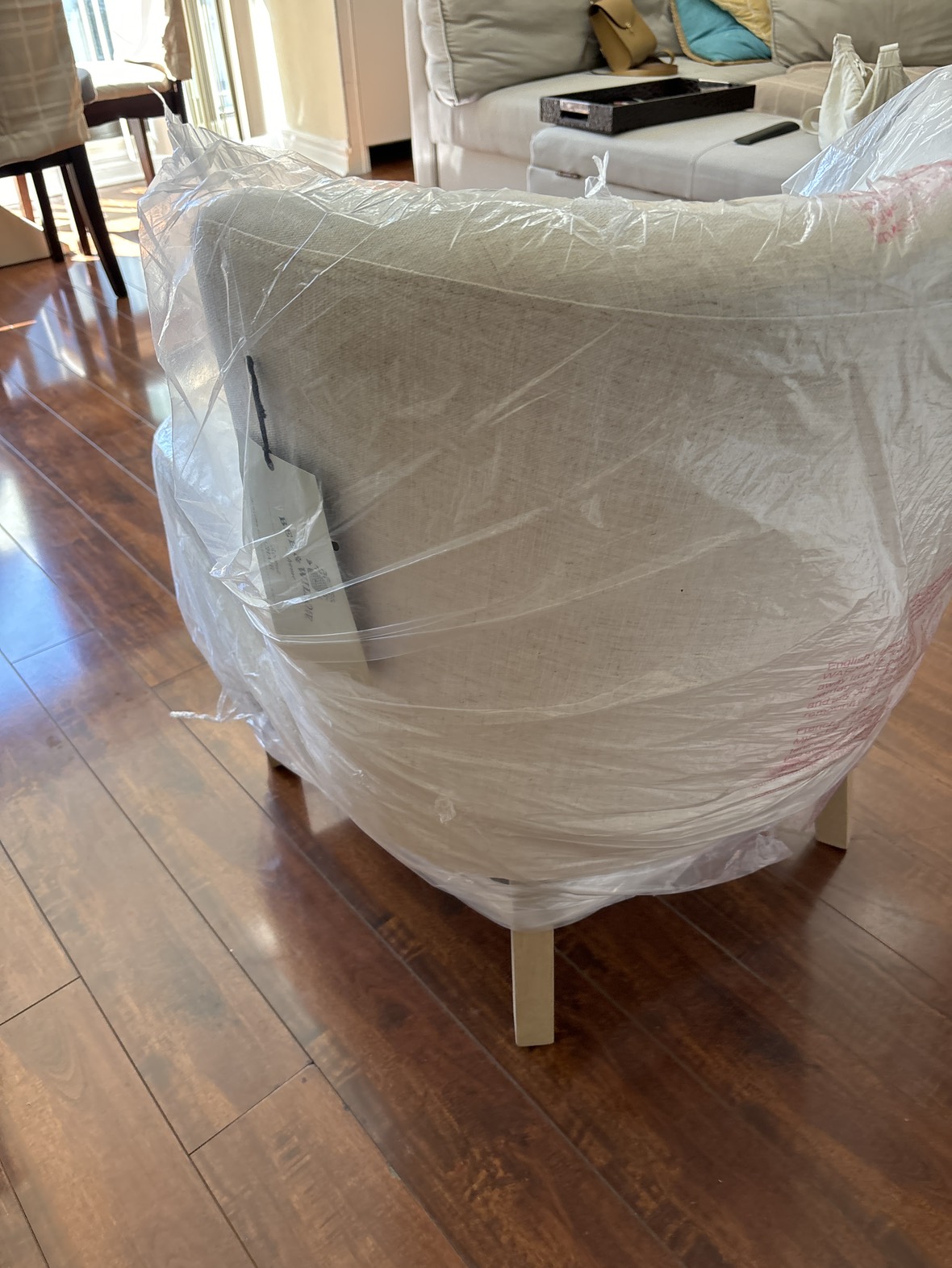 Bee and willow white accent chair - photo 3