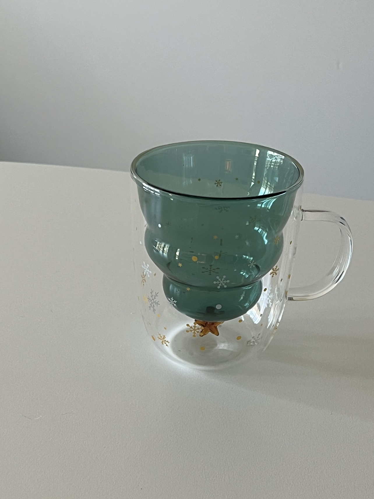 Glass cup